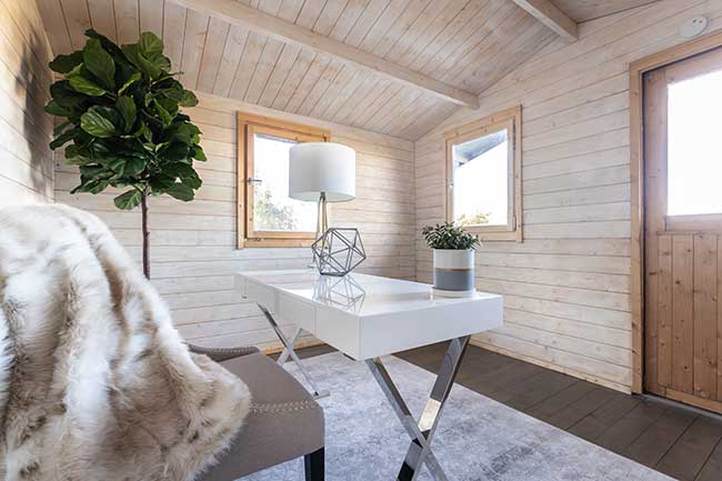 Getaway Cabin- Free Shipping!!!